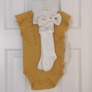 BABY NWT 4 piece set